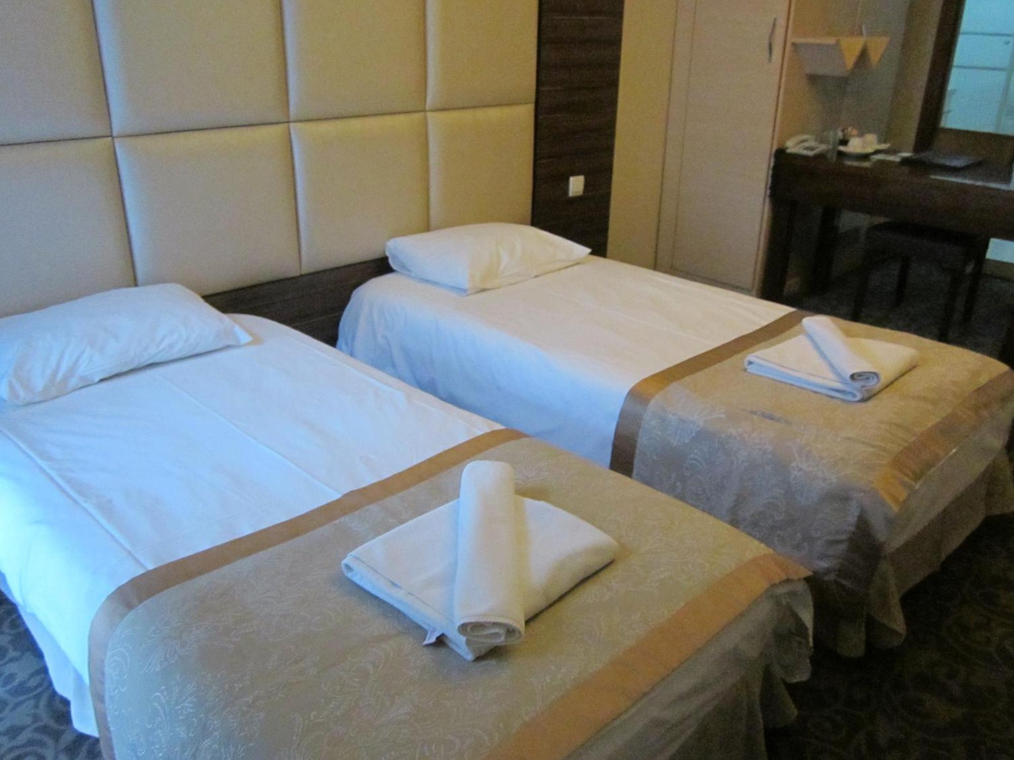 Derpa Suite Hotel อิสตันบูล ภายนอก รูปภาพ