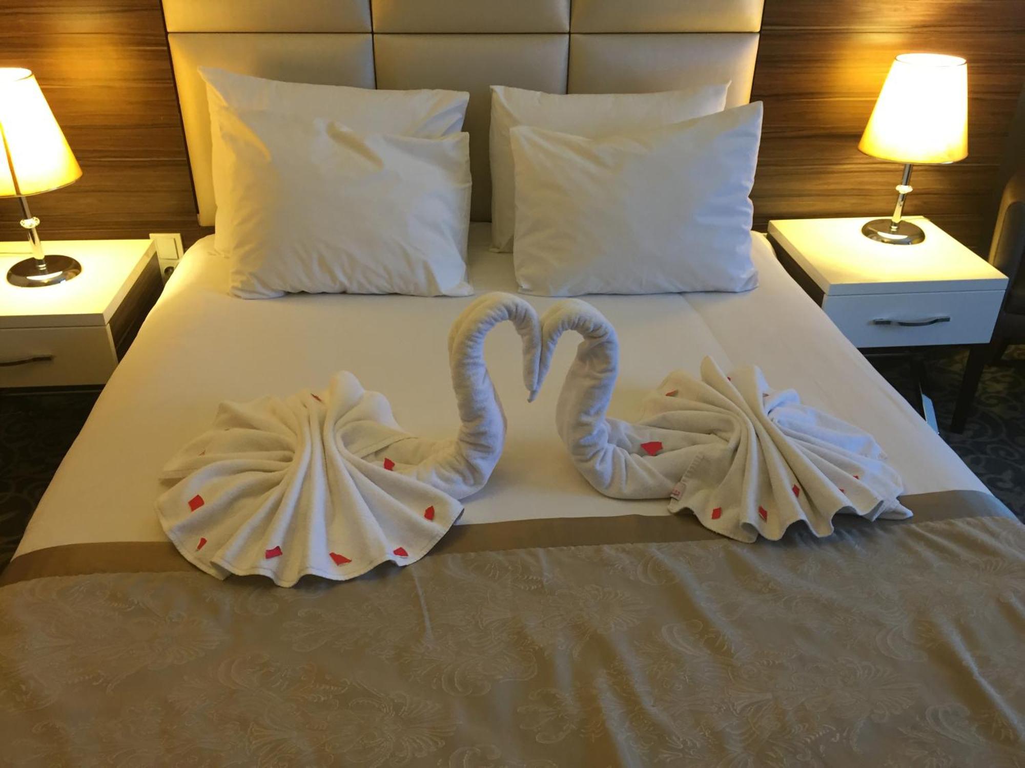 Derpa Suite Hotel อิสตันบูล ภายนอก รูปภาพ