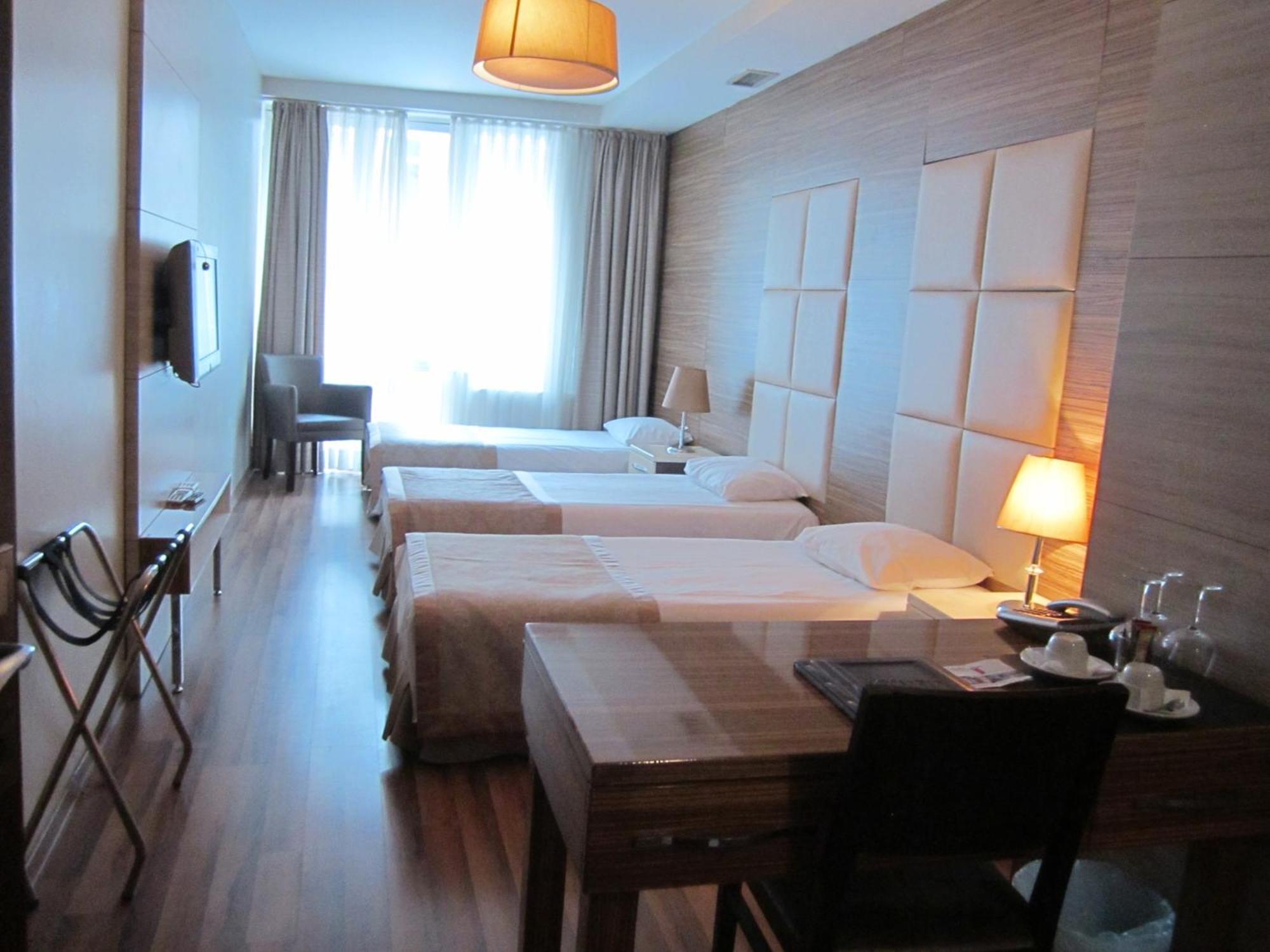 Derpa Suite Hotel อิสตันบูล ภายนอก รูปภาพ