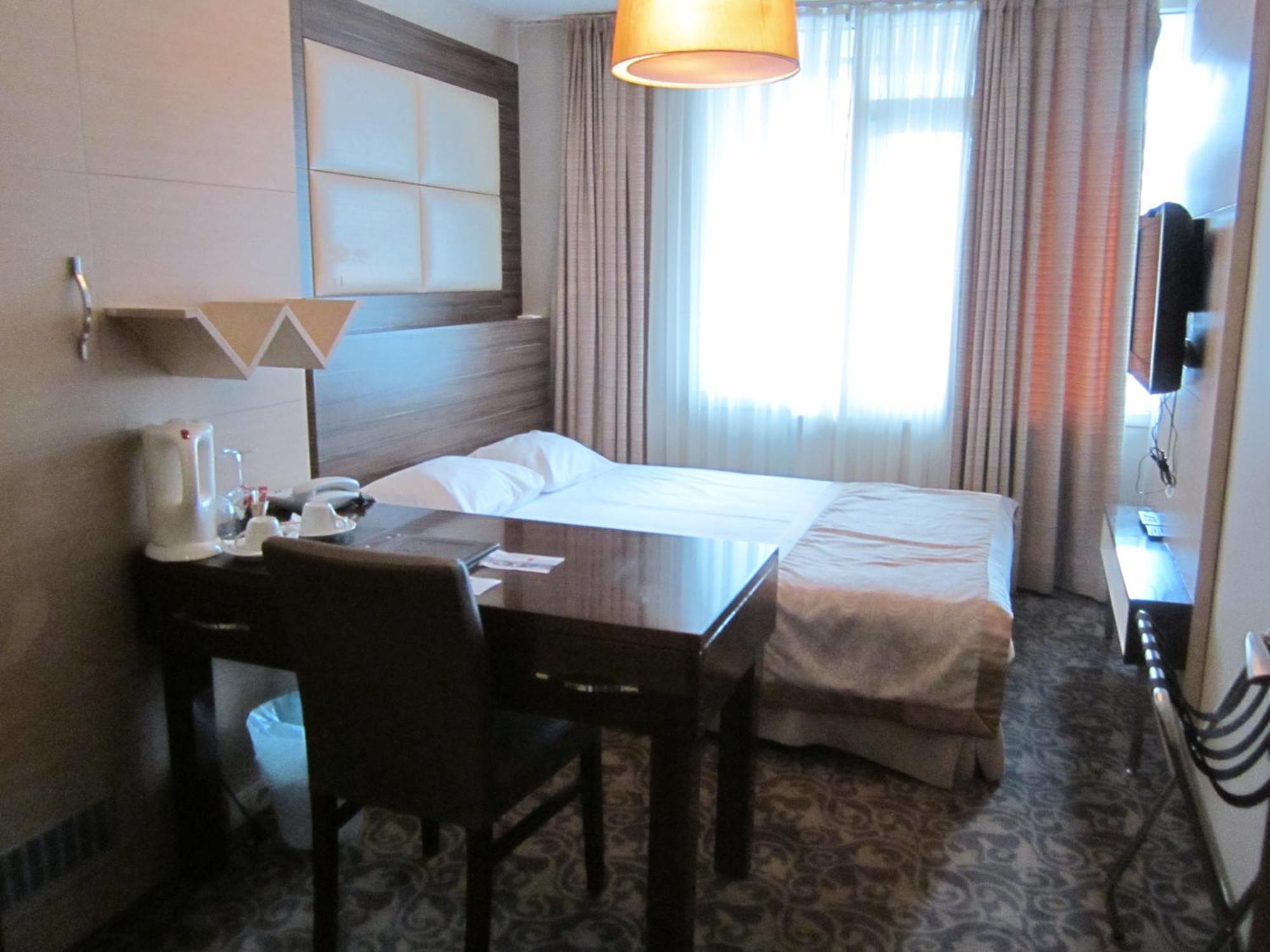 Derpa Suite Hotel อิสตันบูล ภายนอก รูปภาพ
